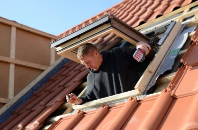 Pose de fenêtres de toit Velux à Junay